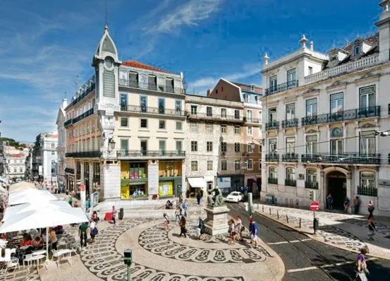 Markets: Golden Visas Save the National Stock Exchange