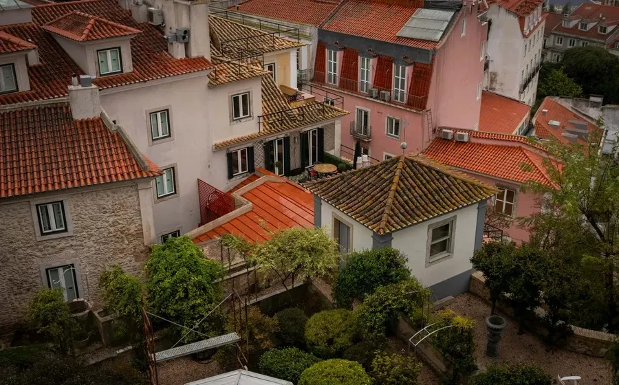 马塞洛颁布了政府住房计划的法令